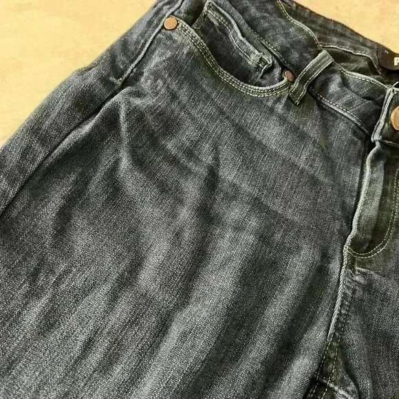 Paige Verdugo Ankle Jeans Size 28 - Picture 7 of 7